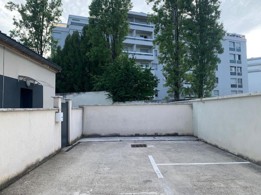 Maison Familiale Centre Dijon Βίλα Εξωτερικό φωτογραφία